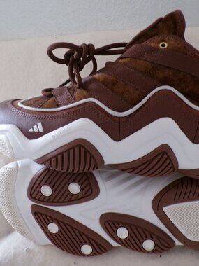 New Adidas Top Ten 2010 Velour Tracksuit Brown size 10 Kobe crazy 8 Awesome